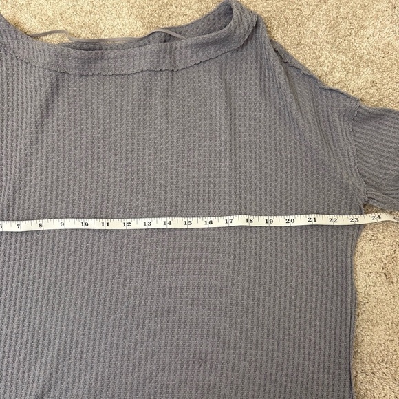 We The Free People Oversized Waffle Knit Shirt Size XS - Picture 10 of 11